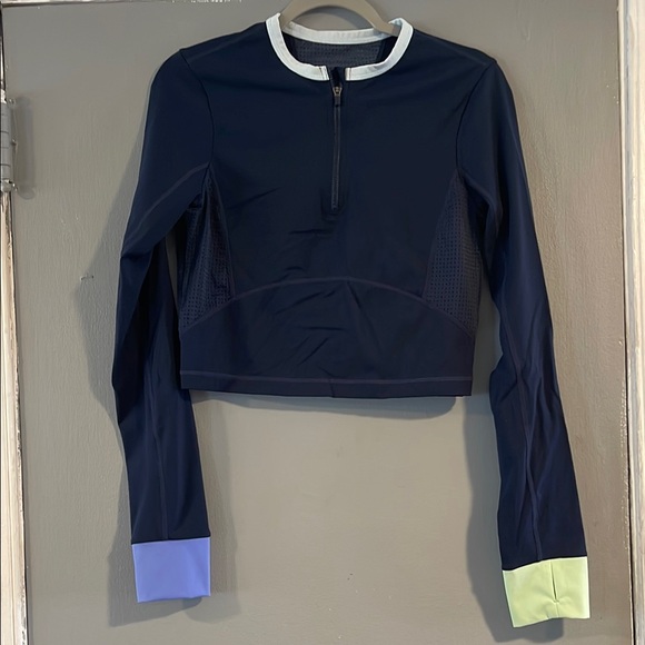 Sweaty Betty‎ Blue Long Sleeve Tee for Effortless Comfort - Picture 1 of 7